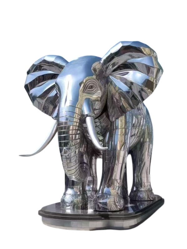 Large mirror-polished stainless steel elephant sculpture for outdoor decoration.