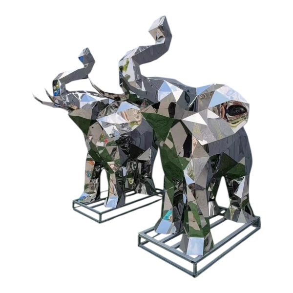 Large mirror-polished stainless steel elephant sculpture for outdoor decoration.